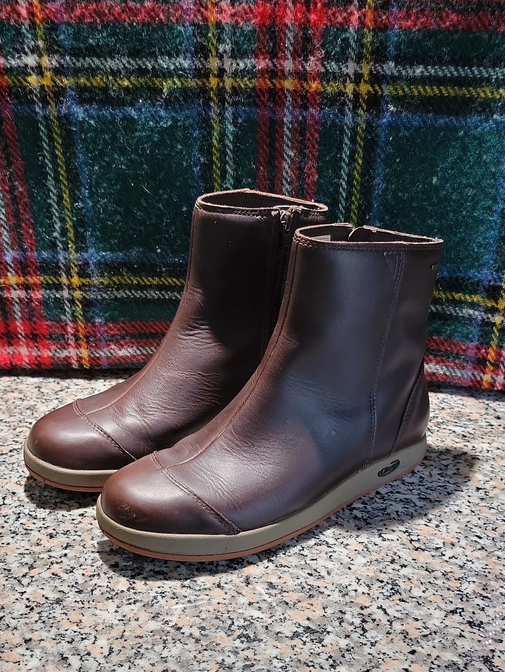 Chaco Darcy Waterproof Leather Boots Chocolate Brown Womens 7.5